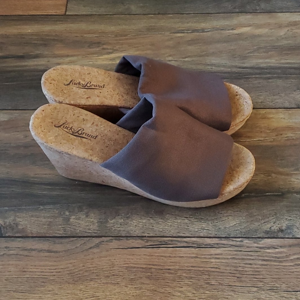 Lucky Brand women's size 9.5 shoes